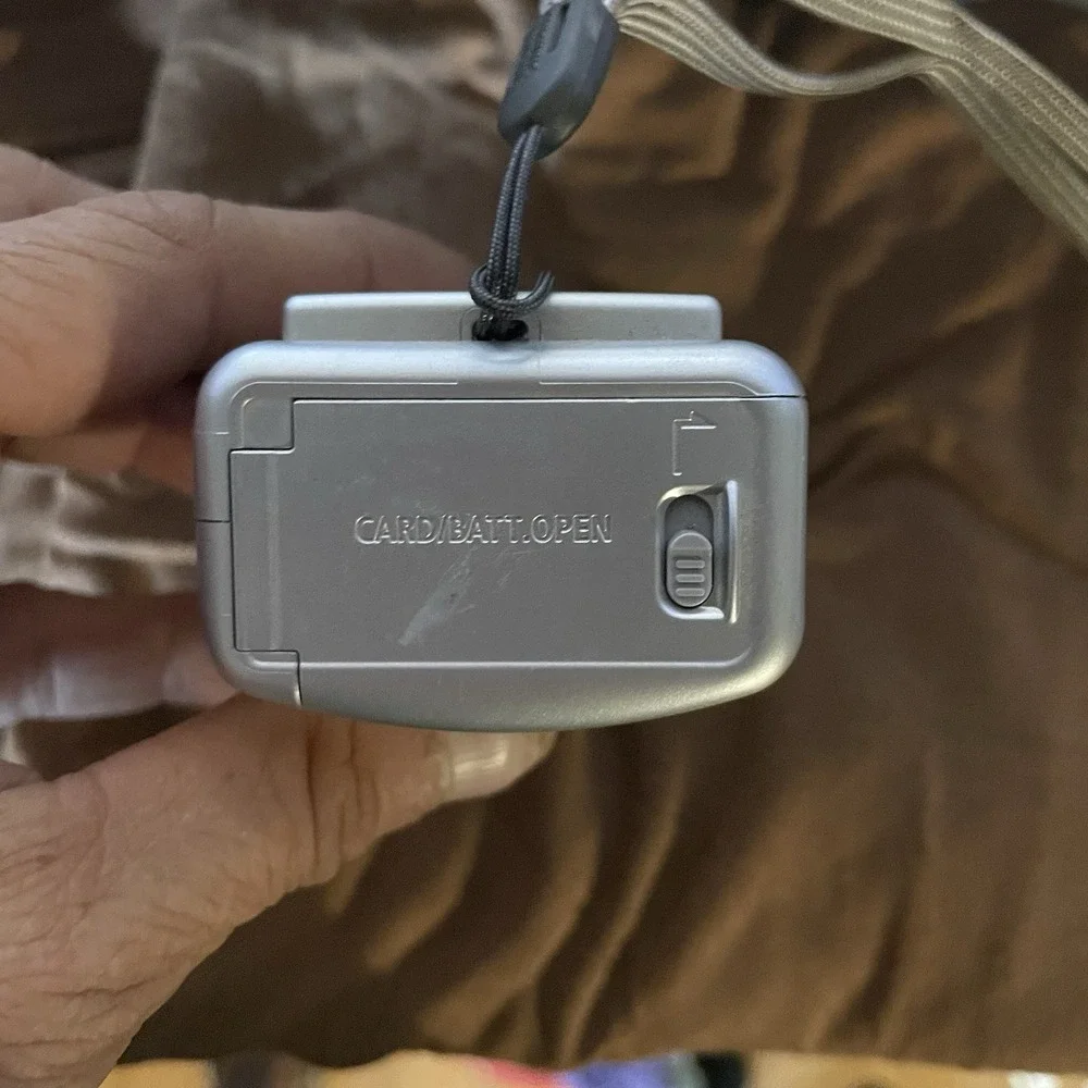Canon‎ Powershot A400 Compact Digital Camera M4560 AA Battery Operation Works!!